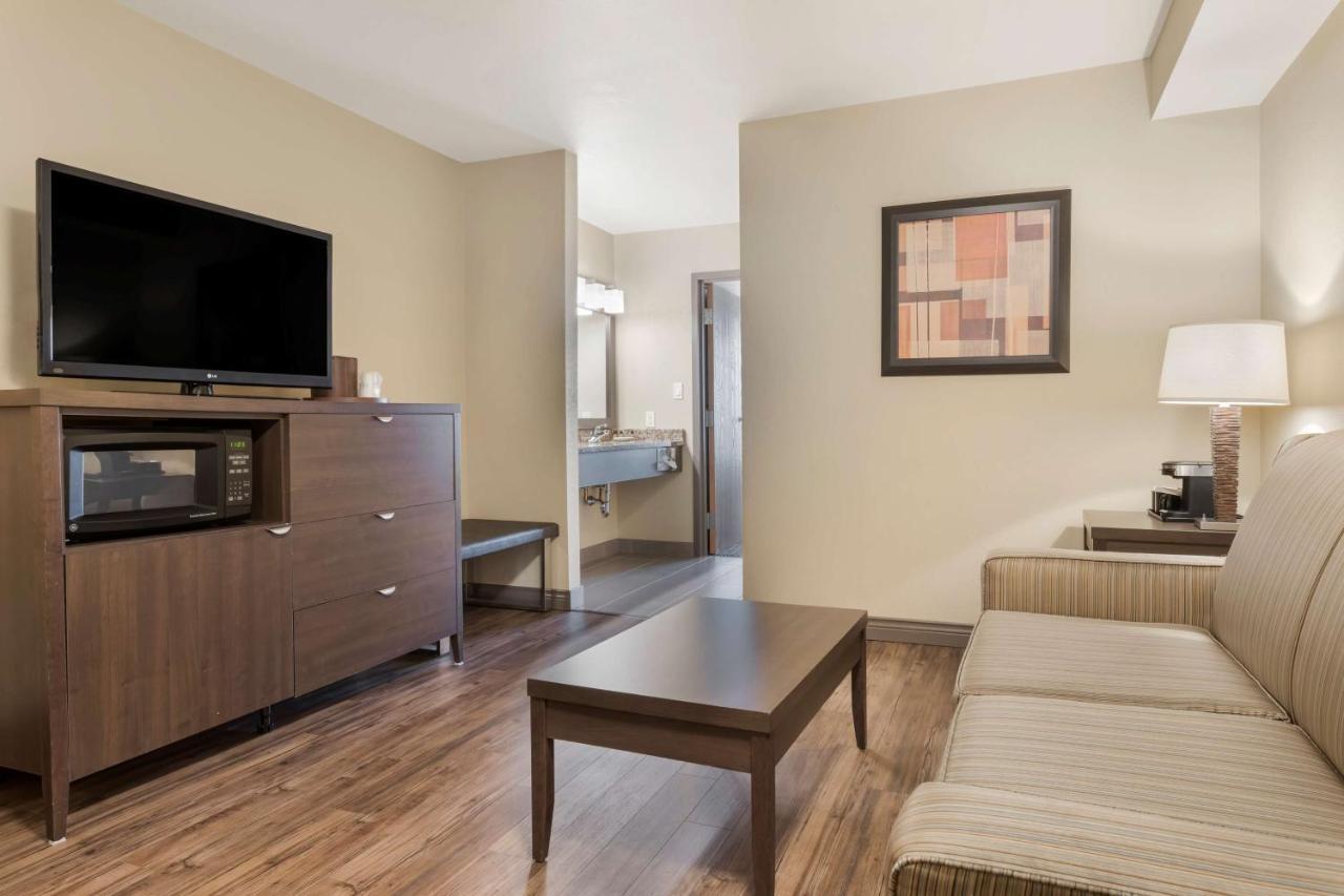 Best Western Plus Saint John Hotel & Suites Exteriör bild