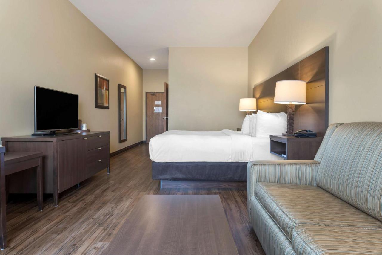 Best Western Plus Saint John Hotel & Suites Exteriör bild