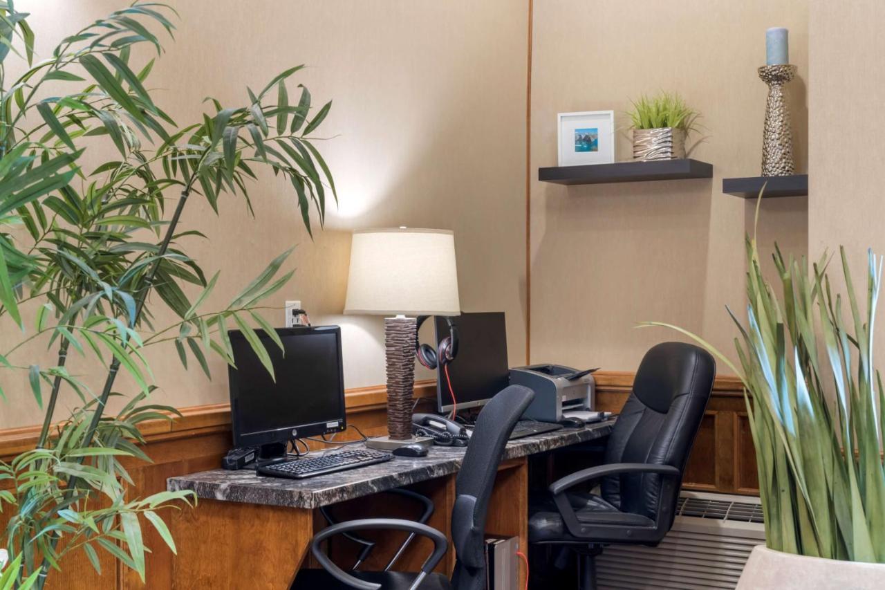Best Western Plus Saint John Hotel & Suites Exteriör bild